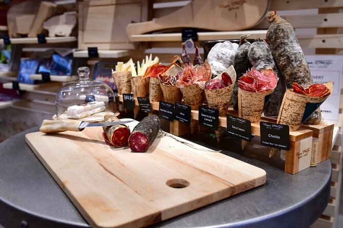 #1 Bordeaux Food and Wine Tasting Tour w/ Local Foodie Guide - Start with cheese at Fromagerie Beillevaire