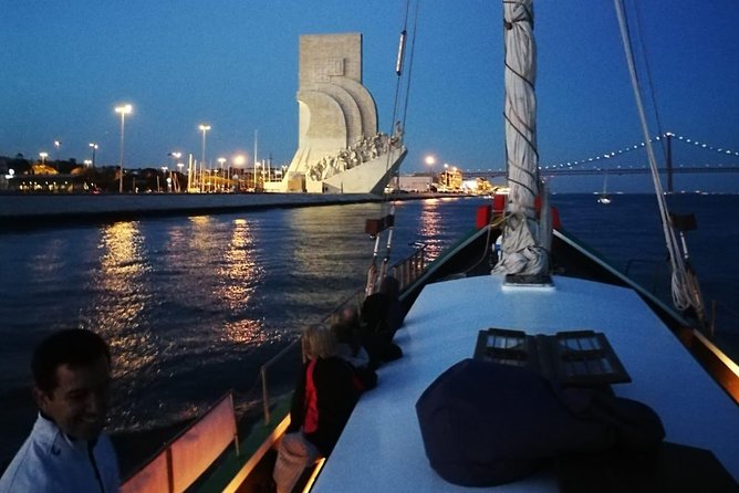 2-Hour Lisbon Traditional Boats Sunset Cruise with White Wine - Under the 25 de Abril Bridge