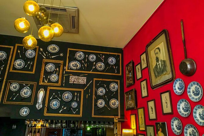 4-Hour Traditional Portuguese Food & Wine Tour in Porto - Meat dishes and Portuguese street food