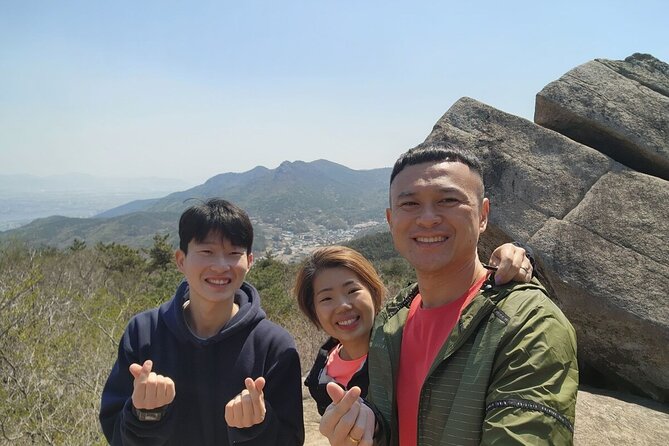 4-Hours Hiking and Tasting Rice Wine in the Mountain of Busan - Summer heat and rainy-day changes