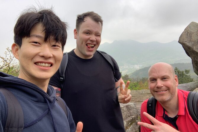 4-Hours Hiking and Tasting Rice Wine in the Mountain of Busan - Meeting at Oncheonjang and taking the mountain bus