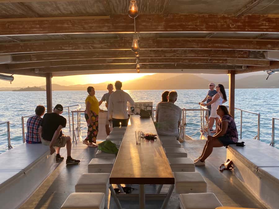 Airlie Beach: 2-Hour Sunset Cruise with Sparkling Wine - One safety point I would not ignore
