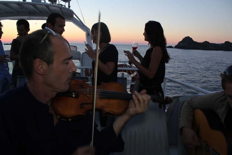 Ajaccio/Porticcio: Sanguinaires Sunset Cruise & Wine Tasting - Key points to know before sailing