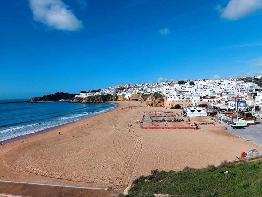 Albufeira: City Highlights & WINE TASTING - Four Algarve wines at a local winery