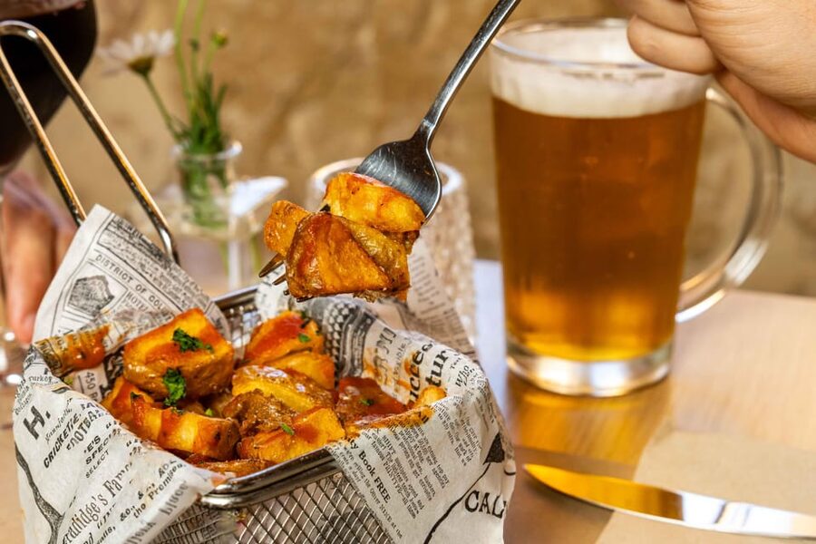 Alcudia: Self-Guided Gourmet Tapas and Wine Tour - Drinks are part of the meal, not decoration