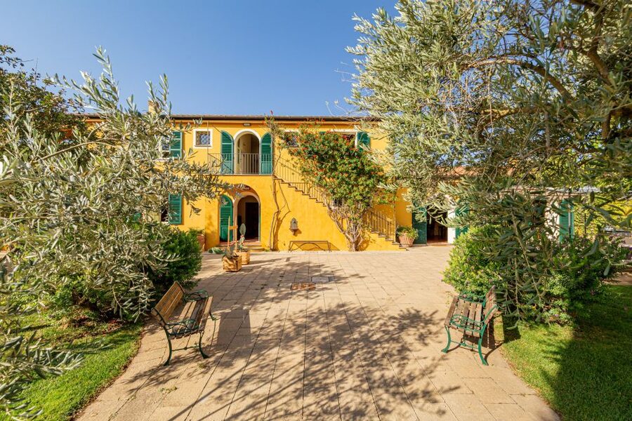 Alghero: Wine and Olive Oil Tasting at a Local Farm - Practical details that can affect your visit