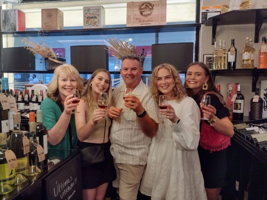 Alicante: Food Walking Tour with Wine Tasting and Tapas - What the guides add to the food