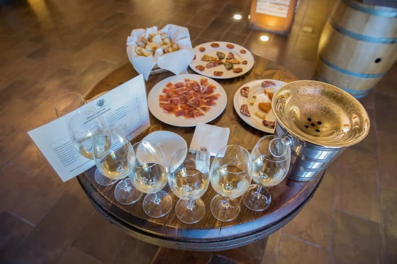 Alicante: Small-Group Countryside Wine Tour with 4 Tastings - Who should book this experience?