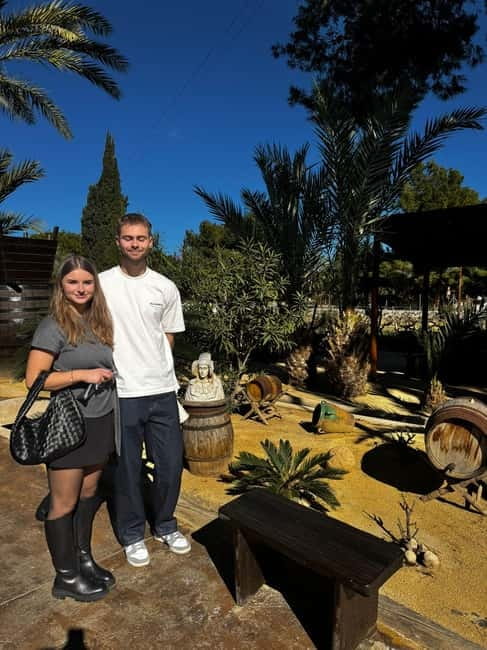 Alicante; Wine Tour, Wineries, Food and Transfer included - Sunday: a shorter winery visit in central Alicante