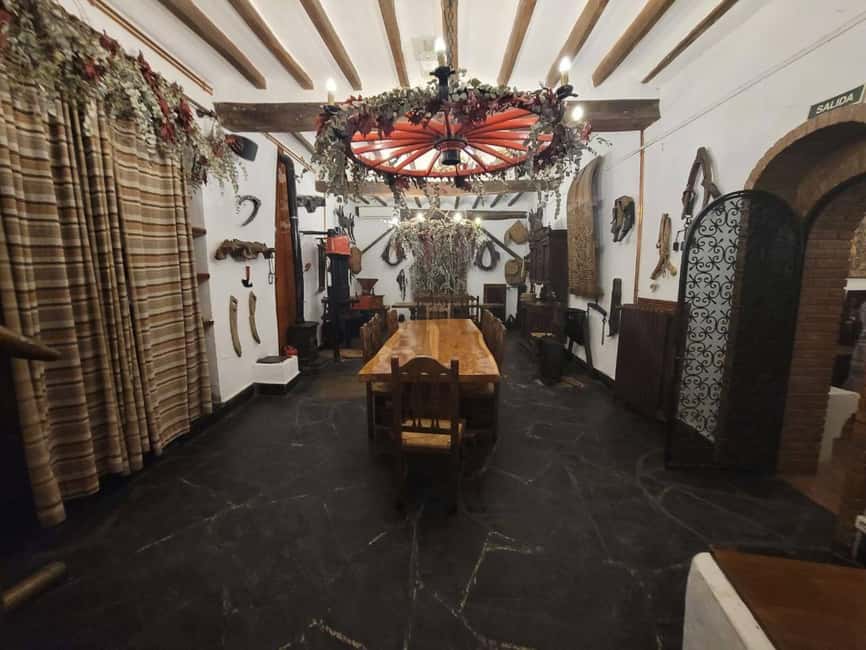 Alicante:Winery Tour+ Wine Tasting + Old castle - The museum and old production machines