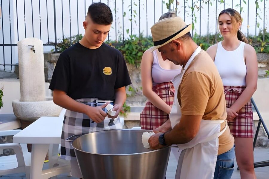 Amalfi: Make Fresh Pasta, Mozzarella & Tiramisù with wine - What makes the $34 price worthwhile