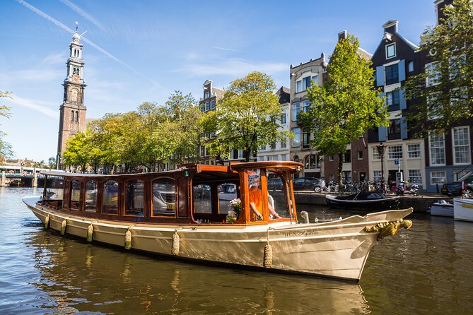 Amsterdam Canal Cruise with Cheese and Wine - What the one-hour cruise is really like