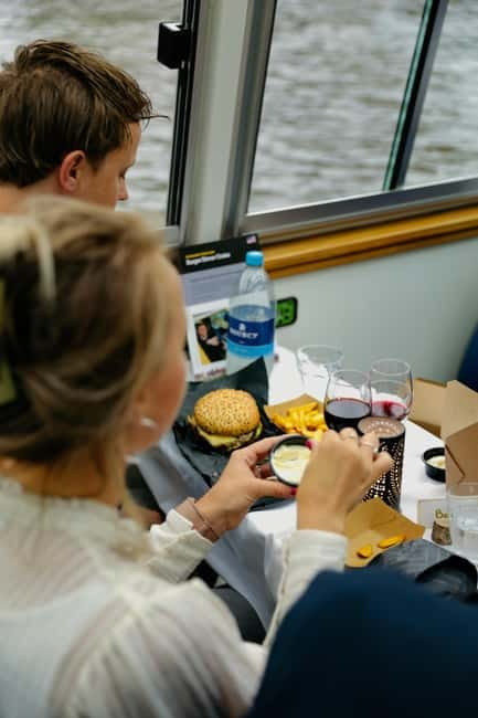 Amsterdam canal cruise with culinary burger or cheese & wine - Noorderkerk and the Jordaan on the return