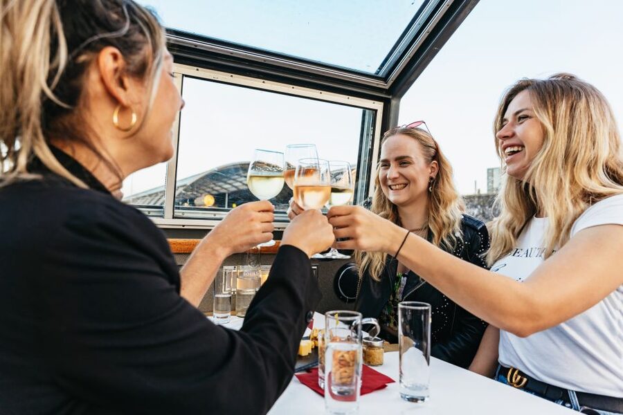 Amsterdam: Cozy Cheese & Wine Cruise Tasting Experience - The Maritime Museum and Houseboat Views