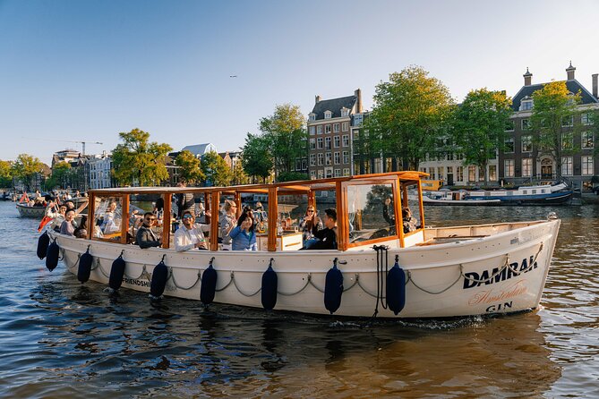 Amsterdam: Luxury Boat Cruise Unlimited Cocktails, Beers & Wines - Dutch cheese and the important qualification