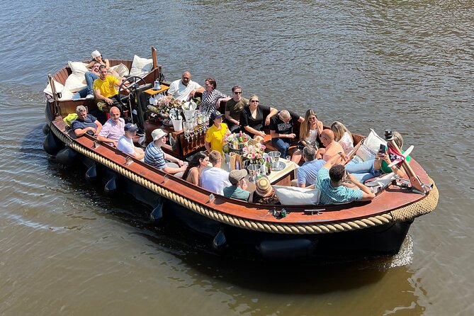 Amsterdam Luxury Boutique Boat tour with Unlimited Beer and Wine - How to make the most of the 40 minutes