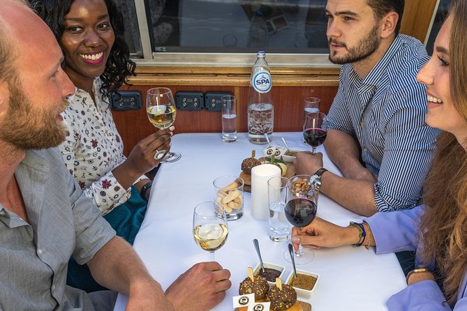 Amsterdam Wine and Cheese Evening Cruise - Is $40.51 a fair price?