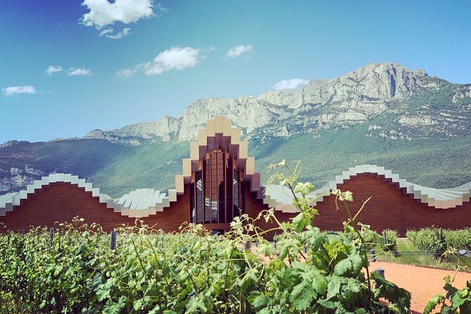 Architectural Rioja Small Group Wine Tour with Lunch from Bilbao - Laguardia: tapas behind medieval walls