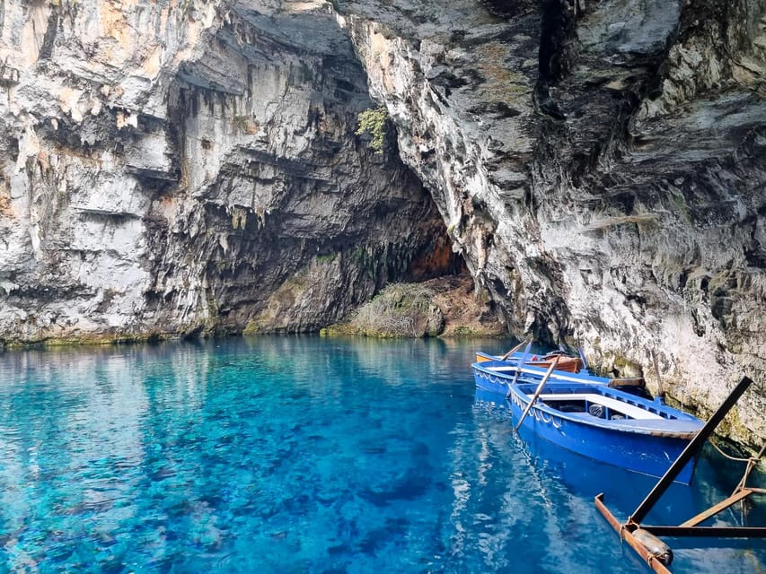 Argostoli: Melissani & Drogarati Cave Tour with Wine Tasting - What to bring and how to prepare