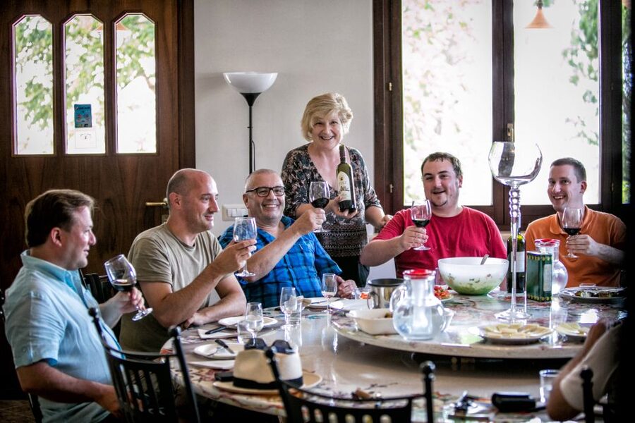 Assisi: Organic Winery Tour with Tastings & Typical Food - Key points at a glance