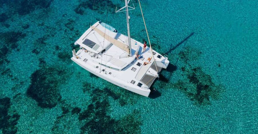 Athens: Catamaran Cruise with Fresh Lunch and Wine - Should you book it?