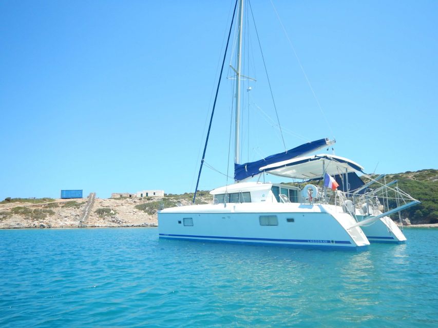 Athens: Catamaran Cruise with Fresh Lunch and Wine - Who should book this Athens catamaran cruise?