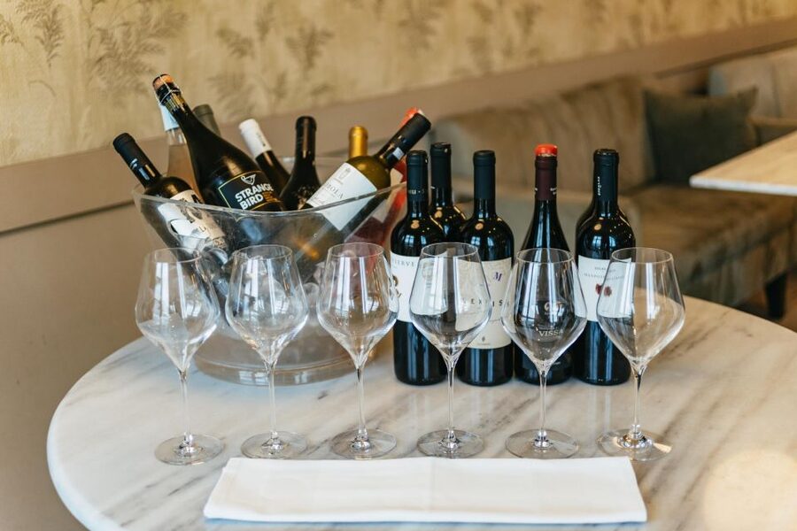 Athens: Wine Tasting with a Sommelier under the Acropolis - The opening aperitif and Greece’s wine map