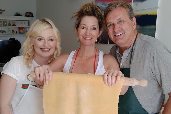 Authentic Cooking with Locals: Meal, Wine & Scenic Views - Wine, aperitivo, and an easy start
