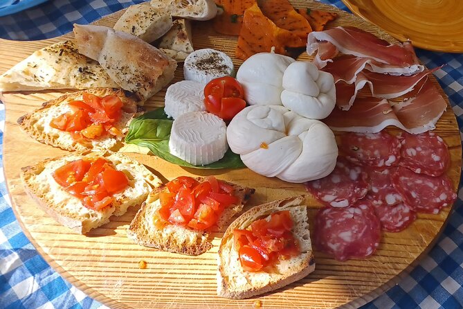Authentic Farm Tour with Pizza, Cheese, Wine & Limoncello Tasting - What you eat during the four-hour visit