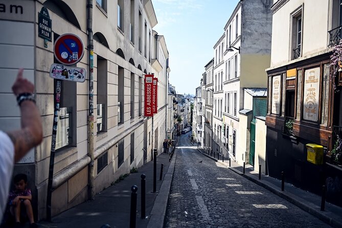 Authentic Parisian Gourmet Food Tour with 10 Local Dishes & Wines - Should you book this Paris food tour?