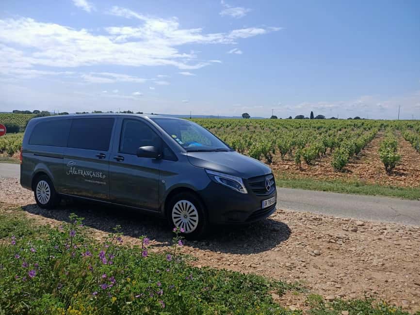 Avignon: Full-Day Châteauneuf du Pape Wines & Luberon Tour - Gordes closes the Luberon route