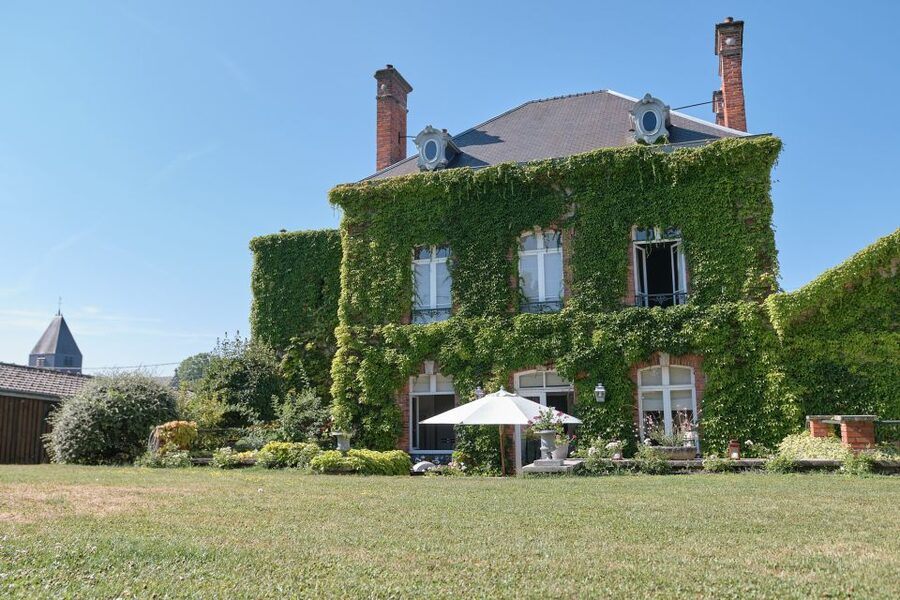 Aÿ-Champagne: Champagne House Tour and Tasting Class - Key points to know before you book