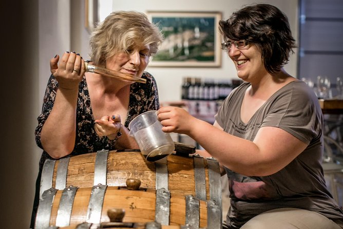 Balsamic Vinegar, Olive oil and Organic Winery Tour in Assisi with tasting - Buying wine, oil, and balsamic vinegar