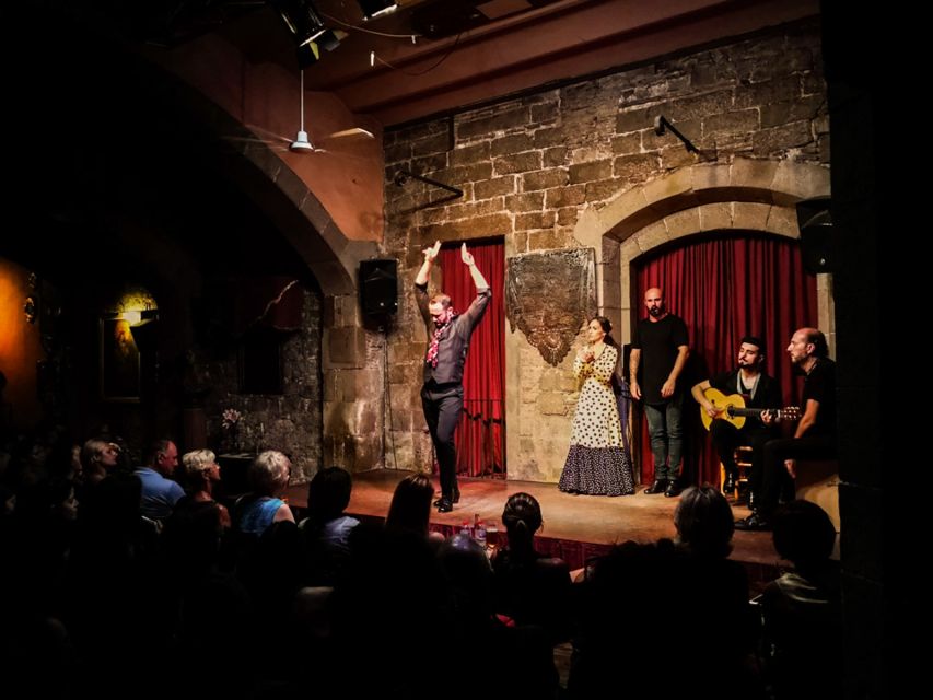 Barcelona: City Tour & Flamenco Show with Wine & Tapas - Why this Barcelona evening works