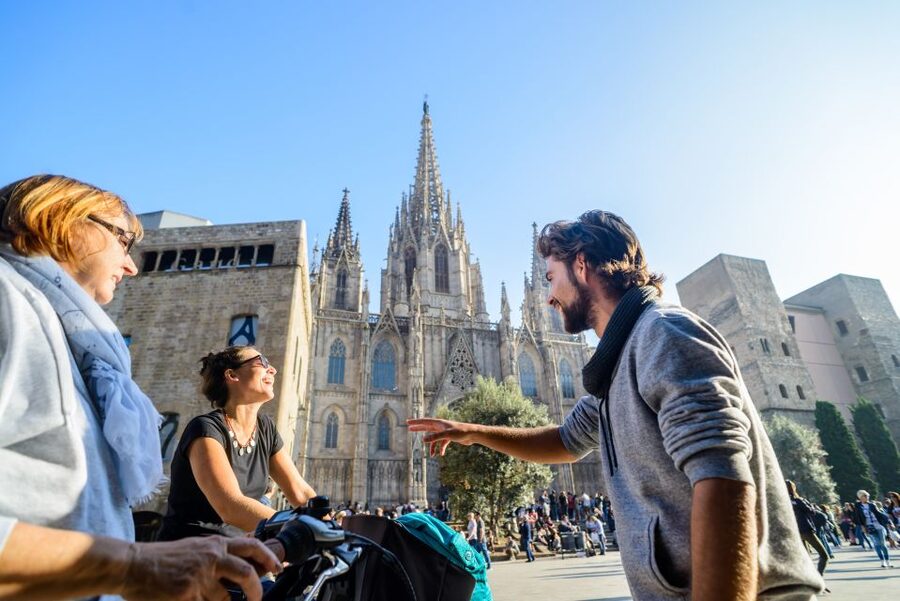 Barcelona eBike Tour with Wine and Tapas Experience - Guides make the biggest difference