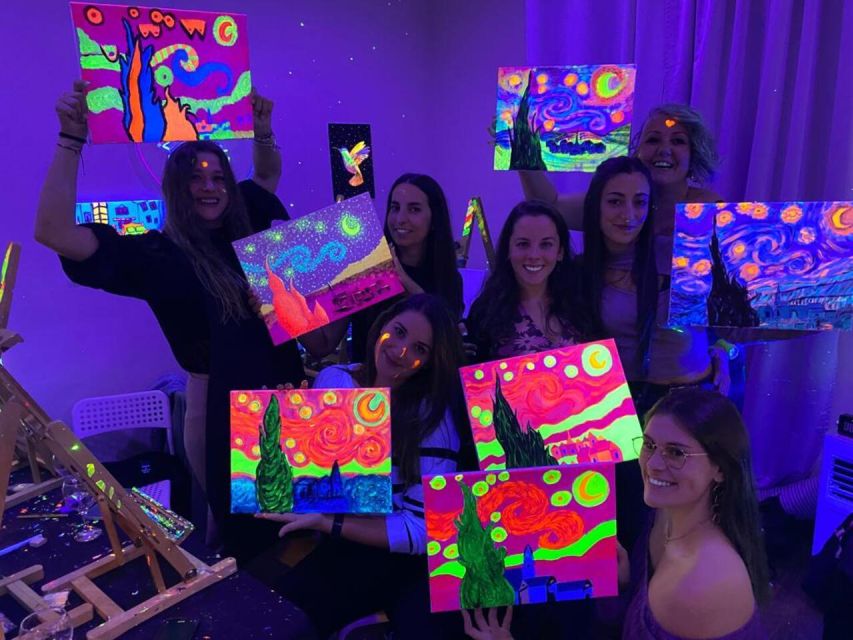 Barcelona: Fluorescent Paint and Wine Workshop - A glowing break from Barcelona sightseeing