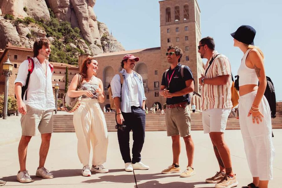 Barcelona: Full-Day Montserrat & Wine Small Group Tour - Why Montserrat makes a fine full-day escape