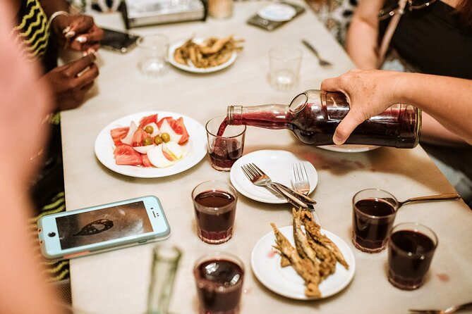Barcelona Gothic Quarter Tapas & Taverns Food & Wine Tour - The guides make or break the evening