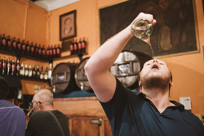 Barcelona Gothic Quarter Tapas & Taverns Food & Wine Tour - Dietary needs need advance planning
