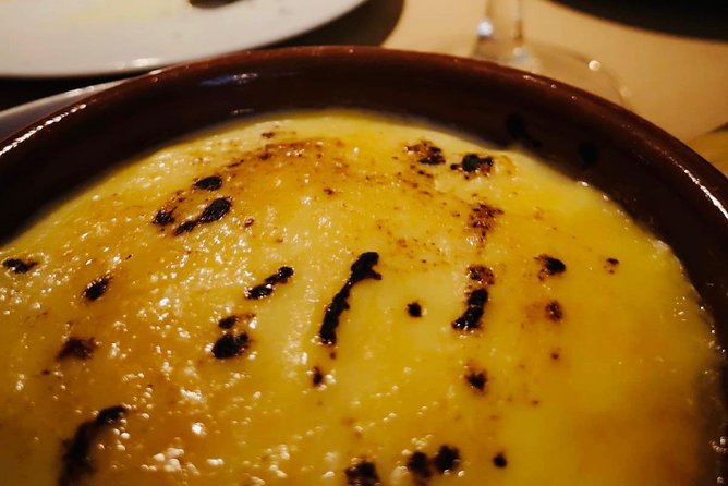 Barcelona Gothic Quarter VIP Tapas & Wine Tour - How much food and drink do you really receive?