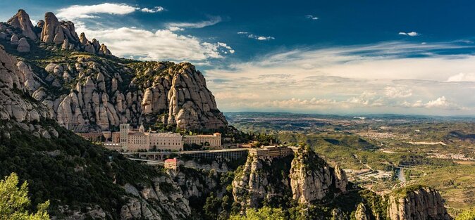 Barcelona: Montserrat Hot Air Balloon Ride with Champagne Toast - Why this balloon ride deserves a place on your shortlist