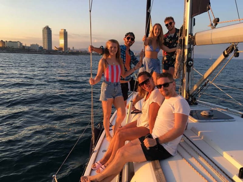 Barcelona: Sunset Boat Trip with Cava Wine and Snacks - Key points to know before booking