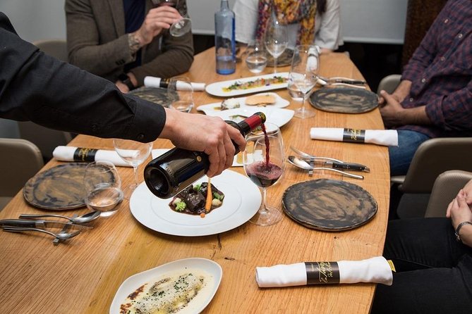 Barcelona Wine and Gourmet Tapas Tour - Wine pairings and the pace of the evening