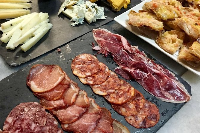 Barcelona Wine and Gourmet Tapas Tour - The final restaurant and La Taberna del Clínic