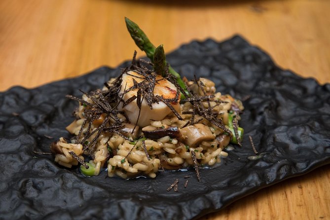 Barcelona Wine and Gourmet Tapas Tour - Starting beside La Pedrera