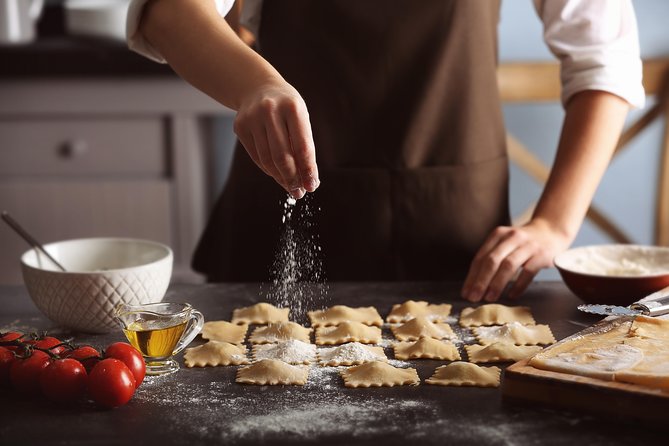 Bari: Home Cooking Class- Make Cavatelli & Capunti with Wine - Key points to know before booking