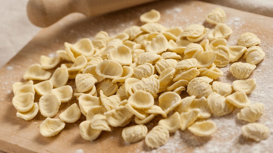 Bari: Street Food Walking Tour with Wine Tasting - Starting beside the Basilica of San Nicola