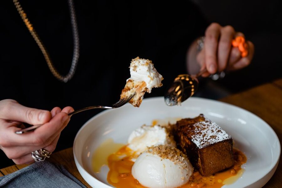 Berlin: Fine Dining Breakfast with Champagne in Schoneberg - Who should book this breakfast?