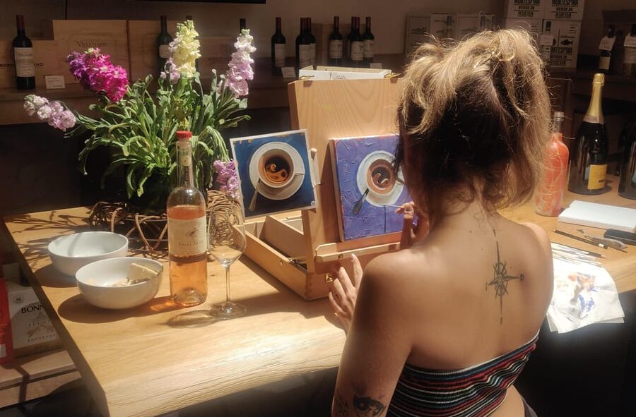 Berlin: Wine on Canvas - Paint Workshop and Wine Tasting - A Small Group at Bötzowviertel