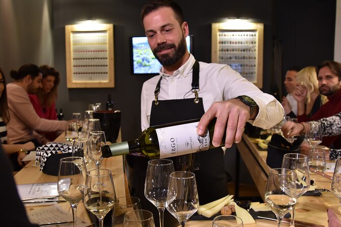 Best rated Acropolis Wine Tasting - Why the location works for an Athens afternoon